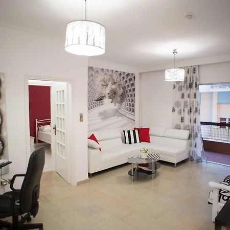 Cozy Apartment With Sea View Next To Marina Zeas ピレウス エクステリア 写真