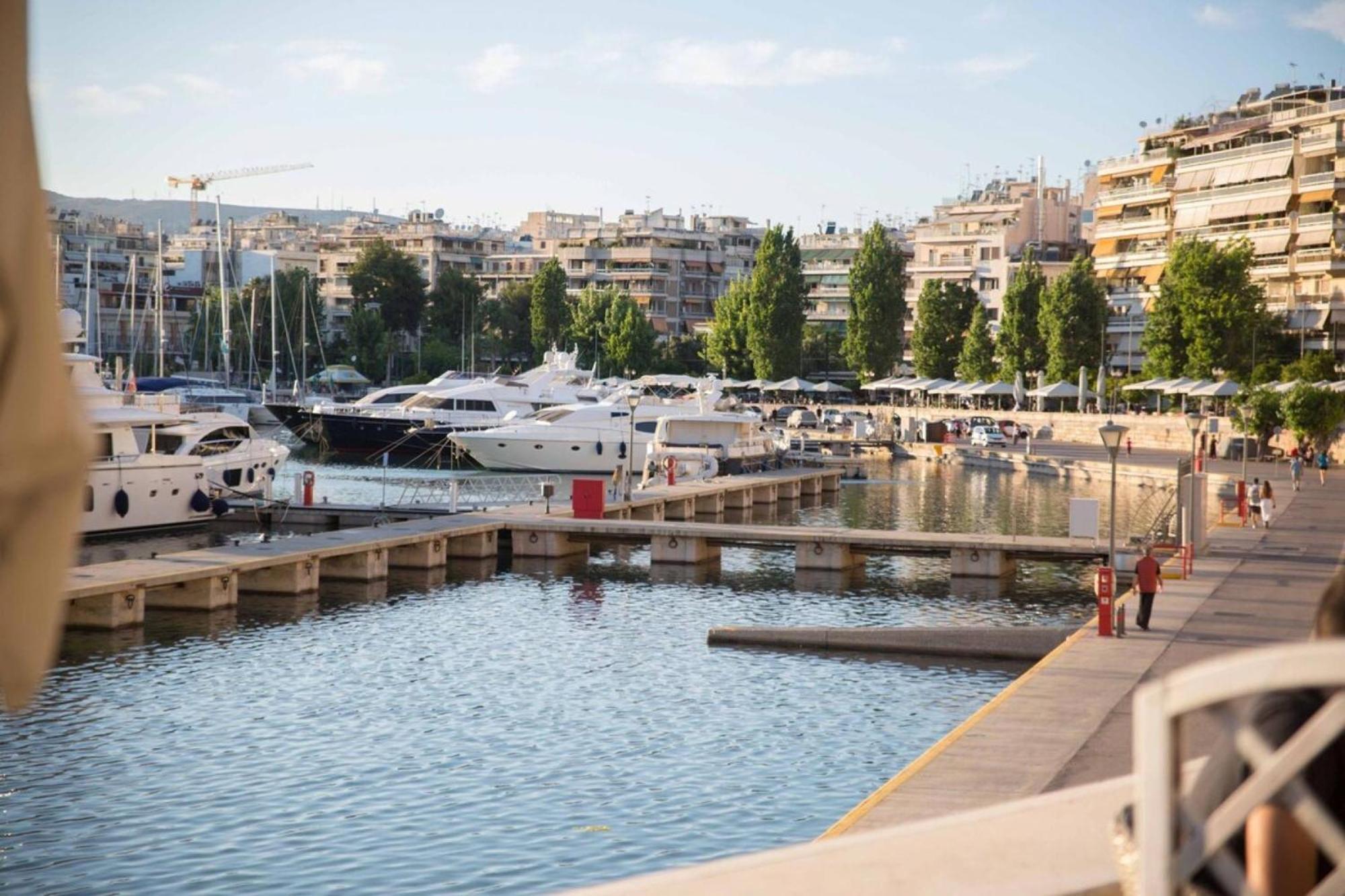 Cozy Apartment With Sea View Next To Marina Zeas ピレウス エクステリア 写真