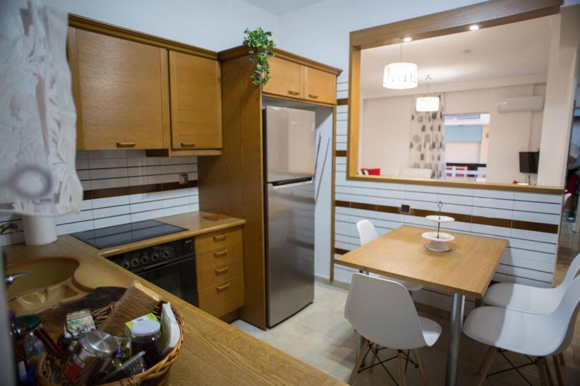 Cozy Apartment With Sea View Next To Marina Zeas ピレウス エクステリア 写真