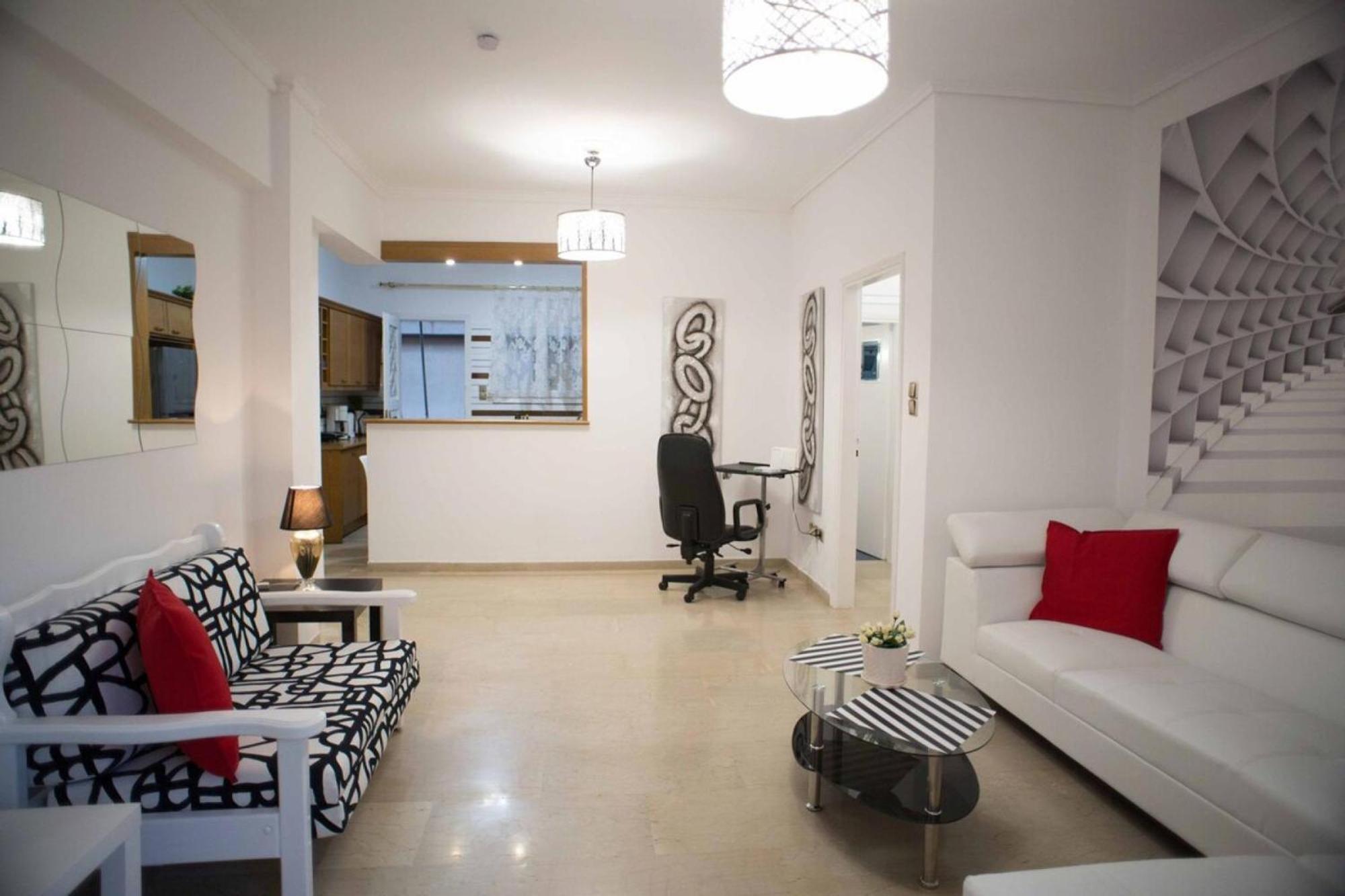 Cozy Apartment With Sea View Next To Marina Zeas ピレウス エクステリア 写真