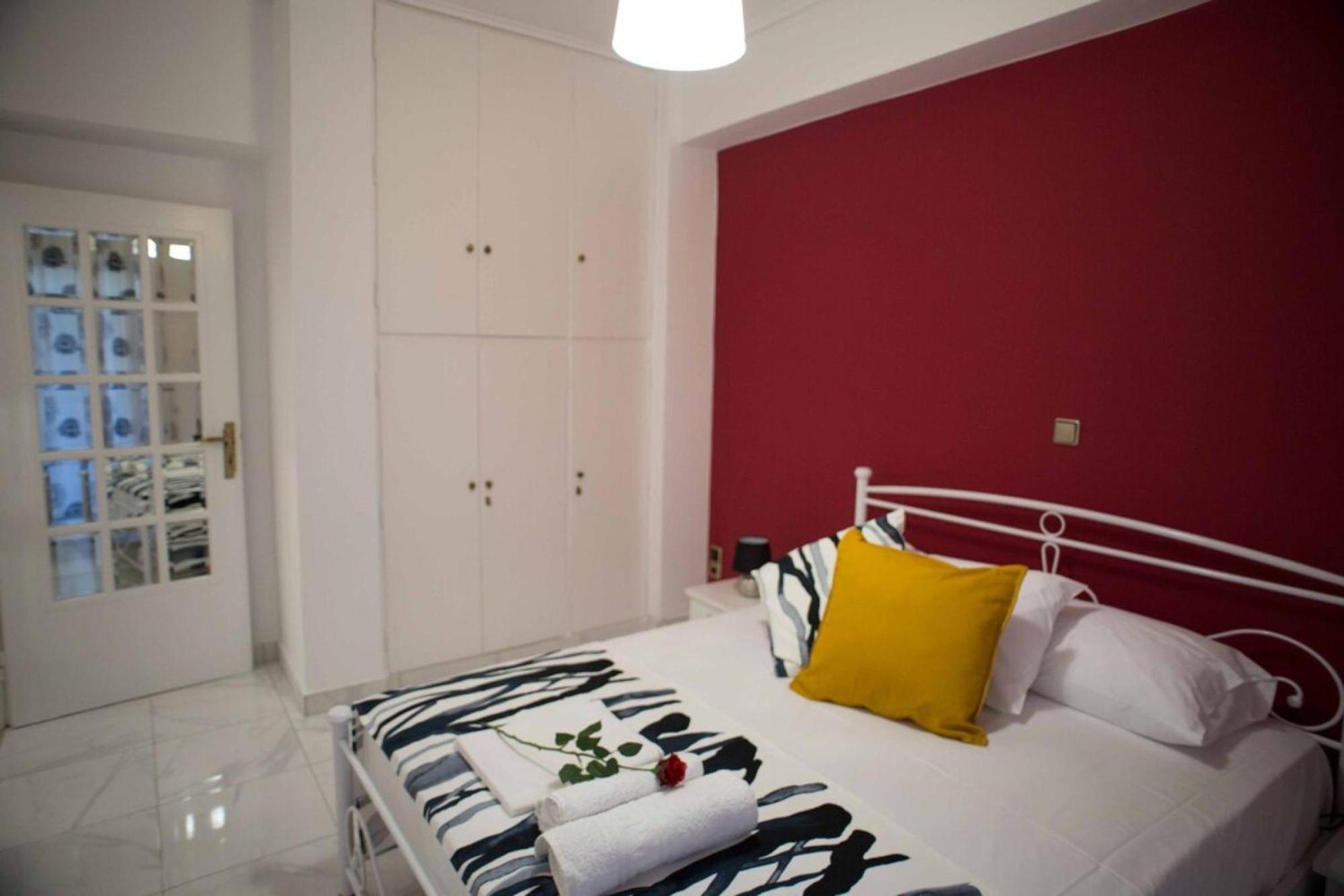 Cozy Apartment With Sea View Next To Marina Zeas ピレウス エクステリア 写真